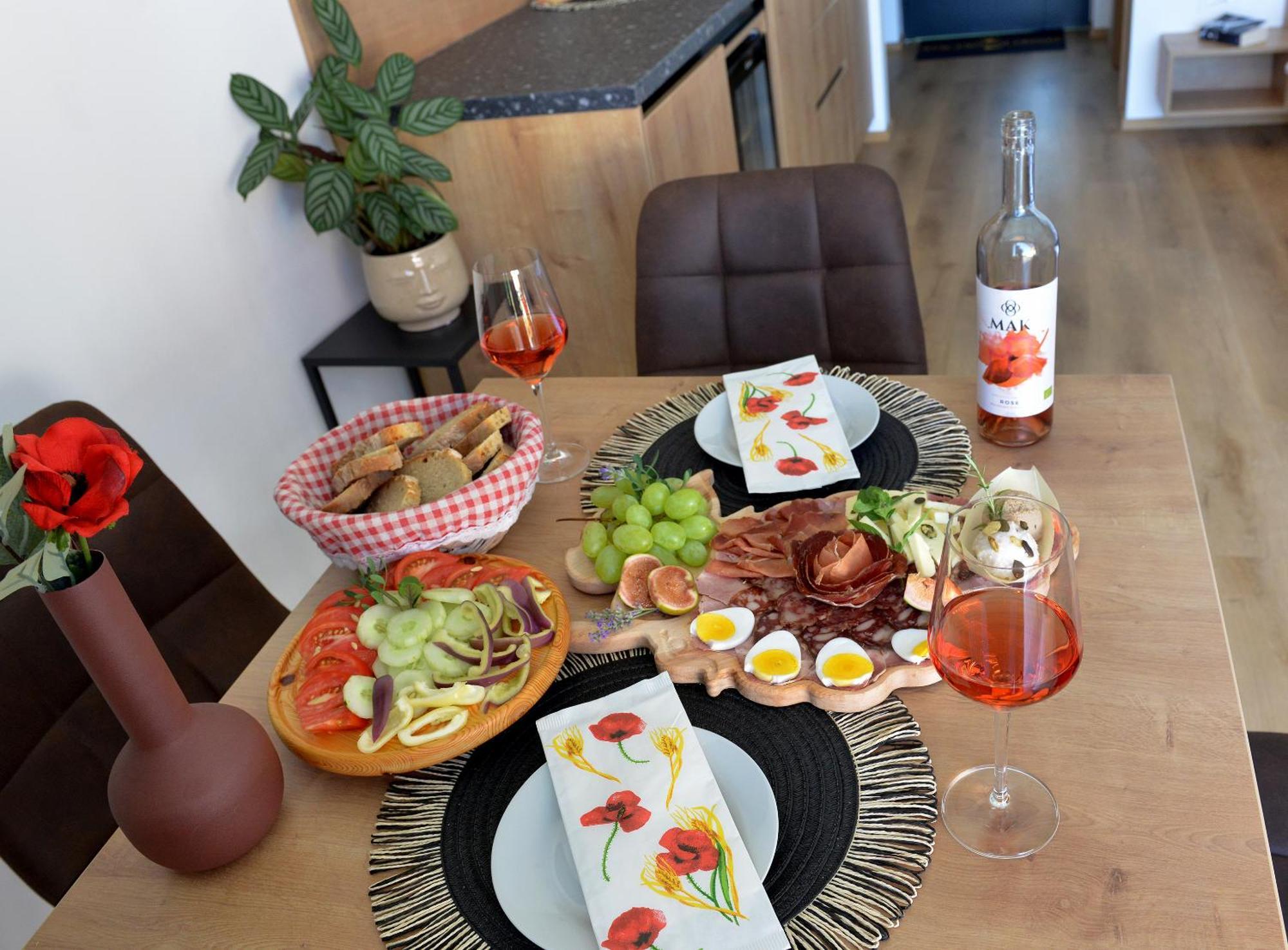 Wine Resort Mak Marburgo Esterno foto